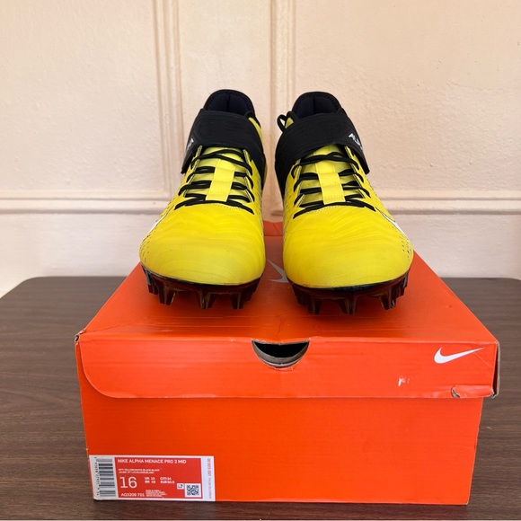 Nike Alpha Menace Pro 2 Mid Yellow Football Cleats - Picture 2 of 6